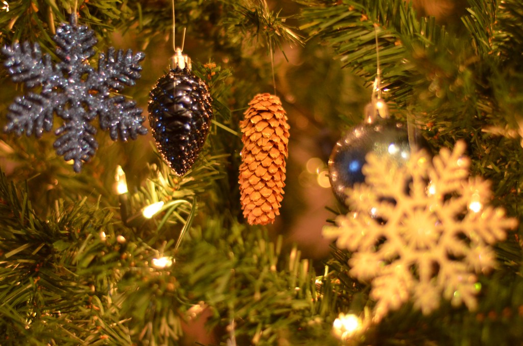 An Unconventional Christmas Decor&nbsp;Idea