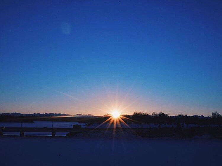 Enjoy every sunset, look forward to every&nbsp;sunrise!