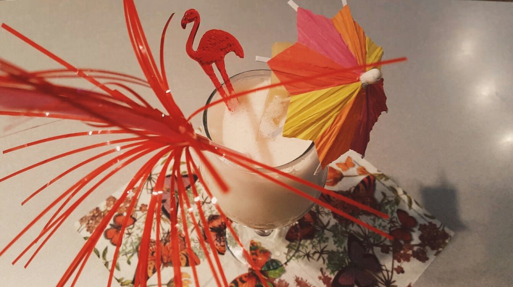 Kissing the Summer Goodbye (4 Ingredient Pina Colada&nbsp;Recipe)